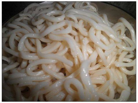 菠菜鸡蛋胡萝卜炒面步骤3