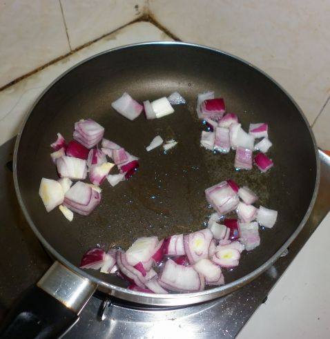 芽菜肉末咖喱蟹拌面步骤4