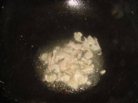 茭菜肉丝盖浇面步骤3