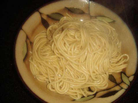 茭菜肉丝盖浇面步骤8