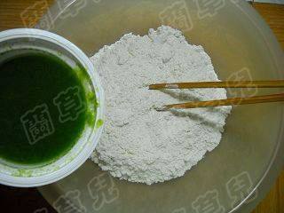 莲藕骨汤剪刀面步骤1