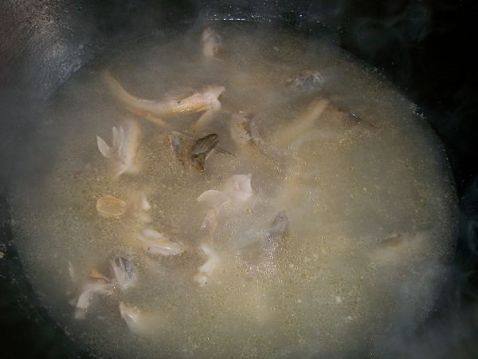 青菜鱼汤面步骤4