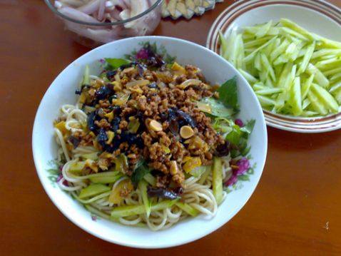 肉拌凉面步骤4