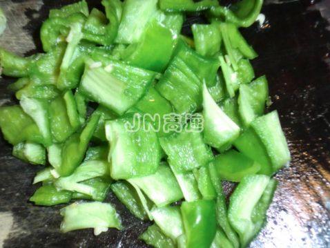 彩丁炸酱面步骤4