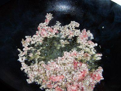 肉末榨菜黄豆面步骤4