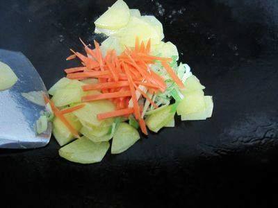 土豆紫薯宽面步骤9