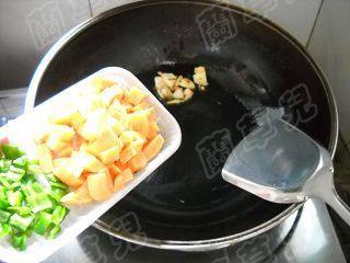 蒜香红薯焖面步骤3