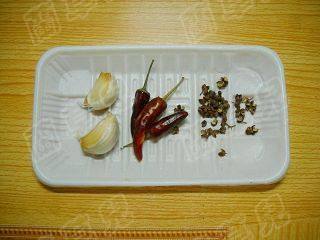 麻辣豆芽焖面步骤2