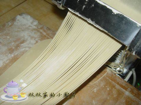 花生炸酱面步骤7