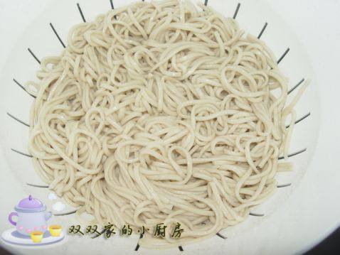 核桃豆浆凉面步骤12
