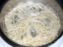 如何做寿面——香菇油步骤8