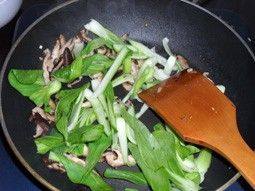 如何做寿面——香菇油步骤13