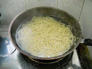 自己做滴武汉热干面步骤7