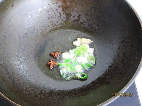茄丁炸酱面步骤4