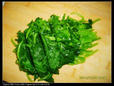 豆腐菠菜机器面步骤2