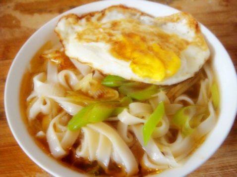 煎蛋麻油拌面步骤10