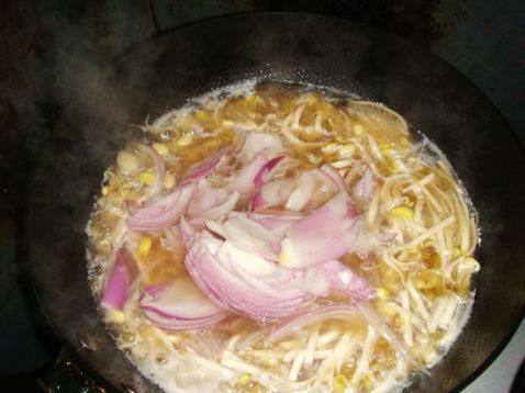 豆芽炝锅面步骤9