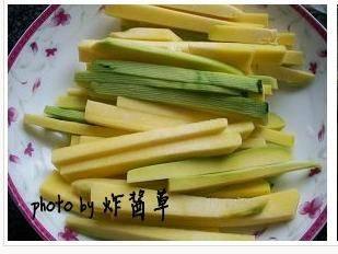 南瓜鱼汤面步骤3