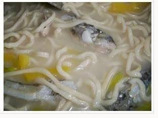 南瓜鱼汤面步骤8