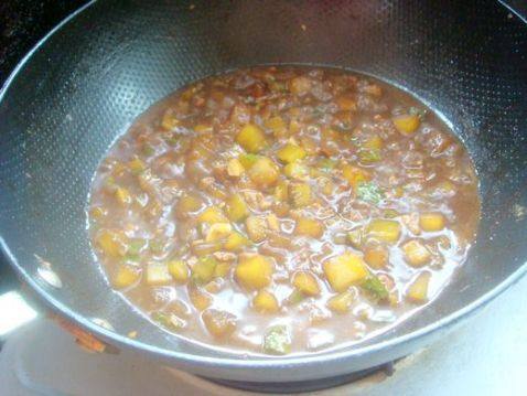双瓜肉末炸酱面步骤10