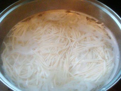 茄丁肉酱绿豆面步骤11