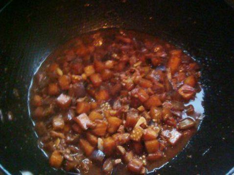 茄丁肉酱绿豆面步骤9