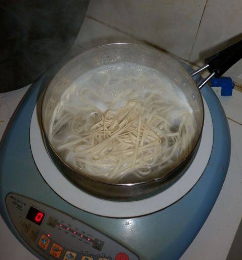 麻辣炸酱面步骤11