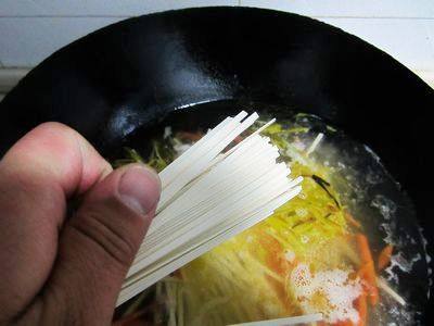 紫菜蛋花面步骤5