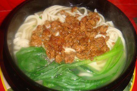 肉酱青菜面步骤5