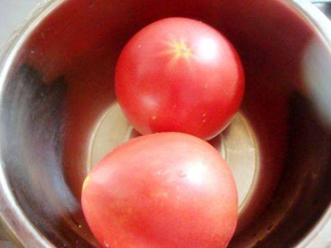 番茄丝瓜卤子面步骤1
