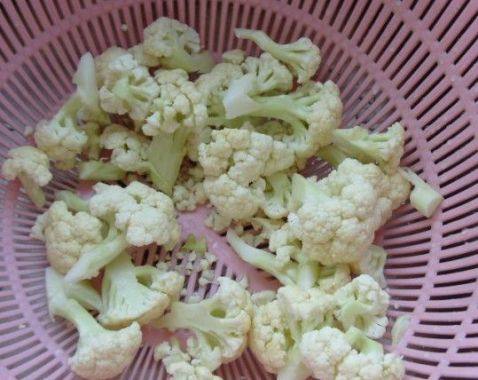 海味鲜蔬麻酱拌面步骤2