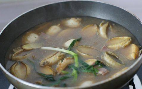 鲜香鲍鱼面条步骤12