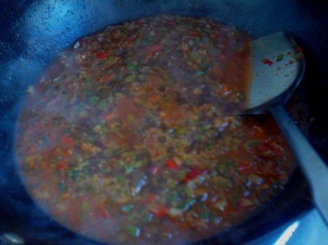 芹菜肉炸酱面步骤5