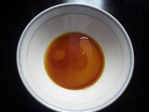 洋葱鸡蛋面步骤5