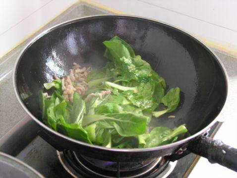 青菜肉丝面步骤5