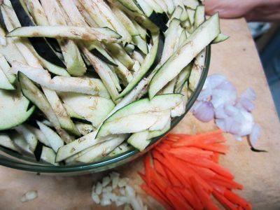 茄子卤面步骤1