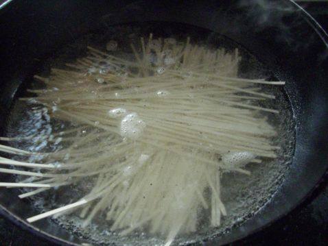 醋汤面步骤2