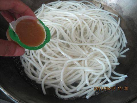 浓汤鲜米面步骤6
