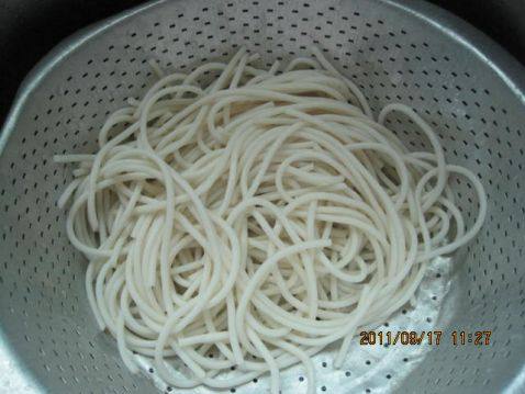 浓汤鲜米面步骤2