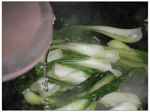 鸡蛋油菜猪肝面步骤9