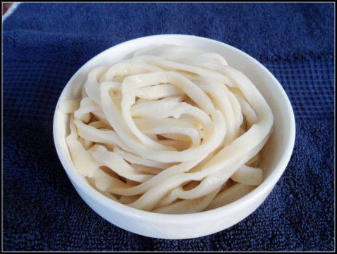 酱香鱼拌面步骤7