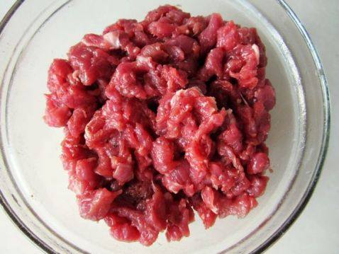 香菇牛肉炸酱面步骤2