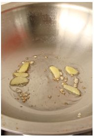 豆酱蒜香牛肉拌面步骤3