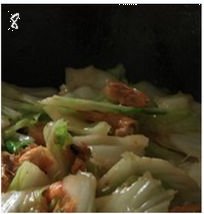 鲜虾焖面步骤8