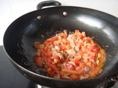 番茄牛肉鱼儿面步骤7