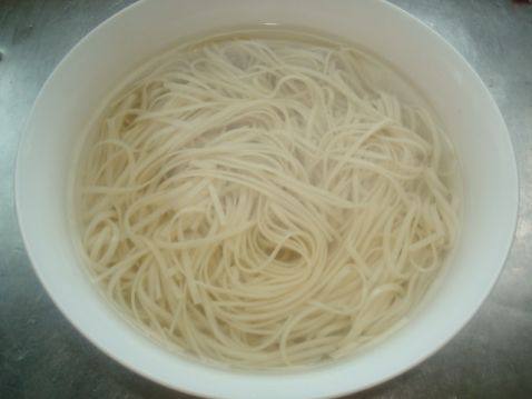 美味炒面步骤2