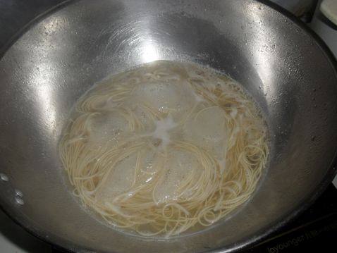 茄丝面条步骤3