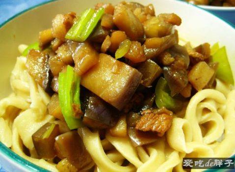 茄丁卤面步骤11