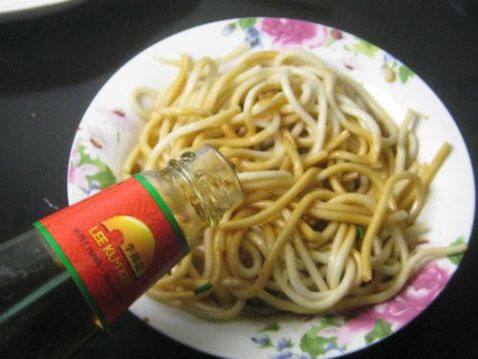 青菜香菇凉拌面步骤4