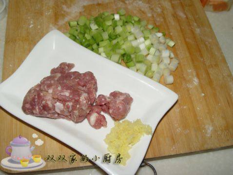 蒜苗猪肉凉面步骤7